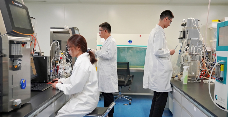 创业板15周年：九游老哥j9俱乐部生物的成长与创新之路